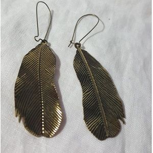 🆕️ HANDCRAFTED BOHO CHIC LEAF EARRINGS